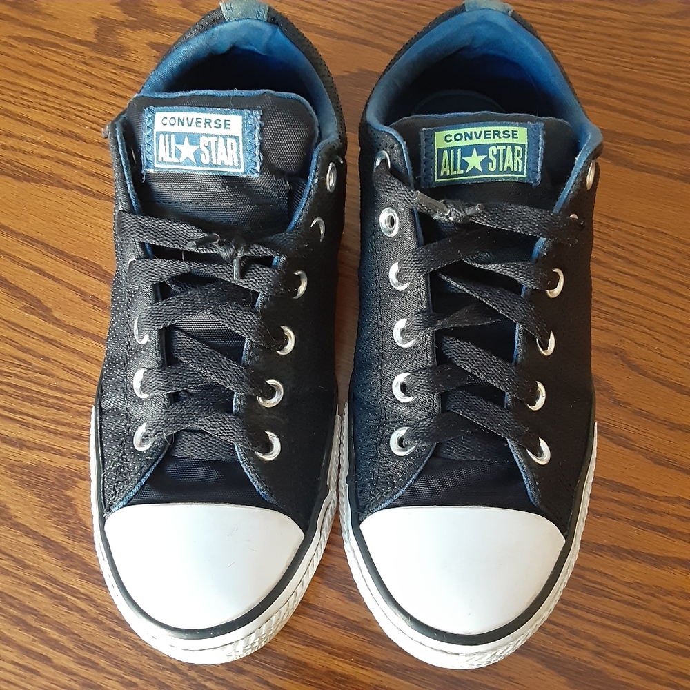 Converse  shoes